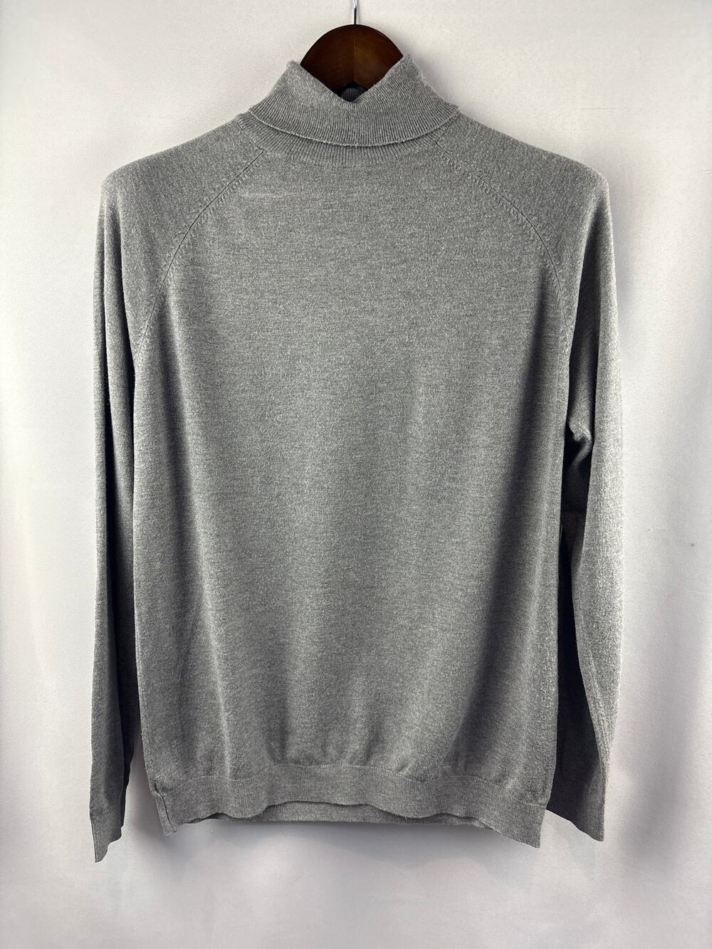 Women’s Zara Large Stone Gray Turtleneck Sweater